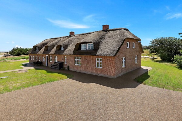 Foto van Ruim zomerhuis met sauna - Vakantiehuis in Ulfborg - View