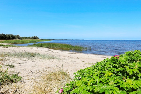 Foto van Ruim zomerhuis met sauna - Vakantiehuis in Ulfborg - WaterView