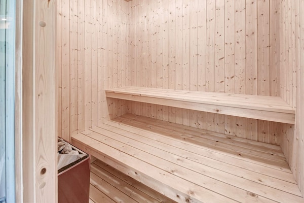Foto van Moderne retraite met spa -- By Traum Ferienwohnungen - Indoor