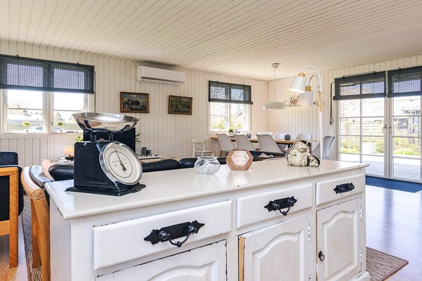 Foto van 7 persoons vakantie huis in Kirke Hyllinge - Vakantiehuis in Kirke Hyllinge - Indoor