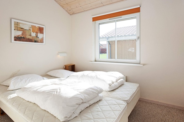 Foto van 6 persoons vakantie huis op een vakantie park in Gråsten - Indoor