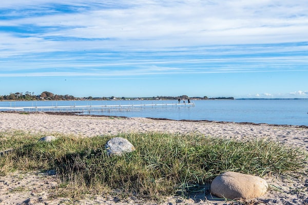 Foto van Zeeparadijs met open terras - Vakantiehuis in Bjert - Untagged