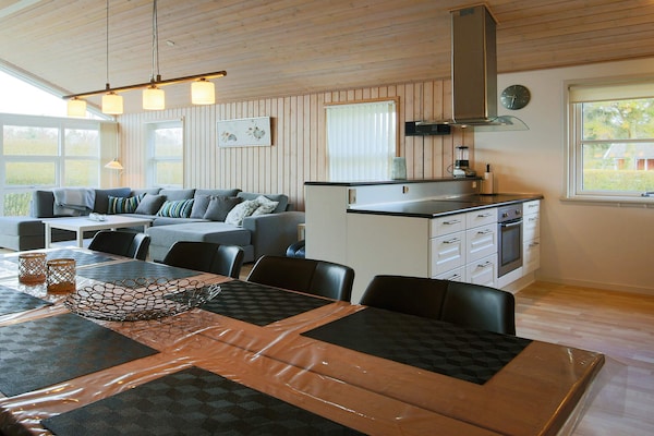 Foto van Luxe retraite met spa -- By Traum Ferienwohnungen - Vakantiehuis in Dannemare - Indoor