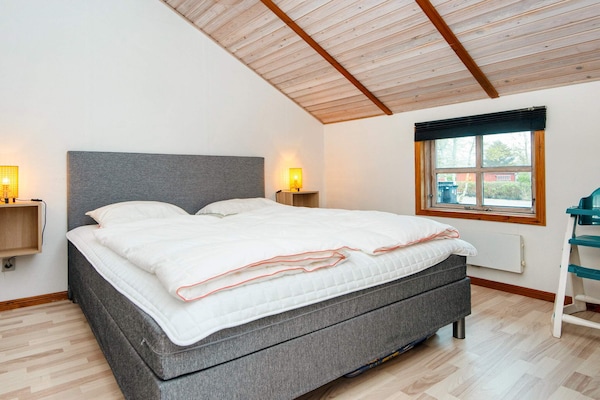 Foto van Modern verblijf met bubbelbad - Vakantiehuis in Hemmet - Indoor