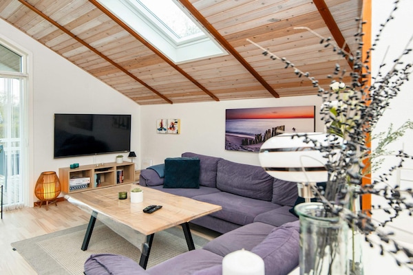 Foto van Modern verblijf met bubbelbad - Vakantiehuis in Hemmet - Indoor