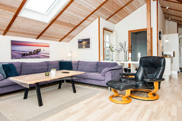 Foto van Modern verblijf met bubbelbad - Vakantiehuis in Hemmet - Indoor