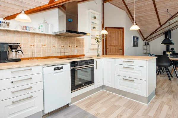 Foto van Modern verblijf met bubbelbad - Vakantiehuis in Hemmet - Indoor