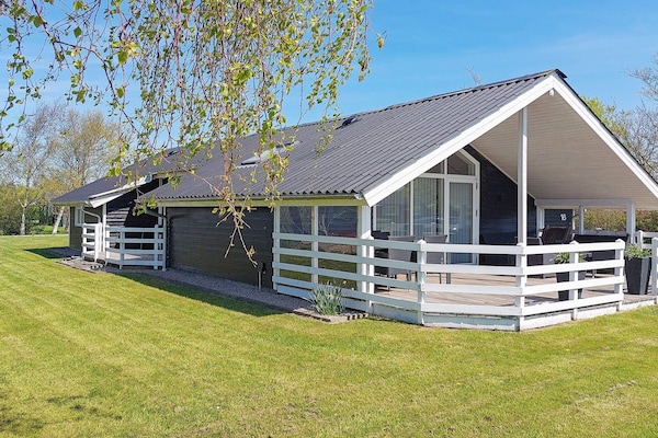 Foto van Modern verblijf met bubbelbad - Vakantiehuis in Hemmet - View