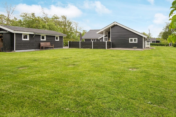 Foto van Modern verblijf met bubbelbad - Vakantiehuis in Hemmet - View