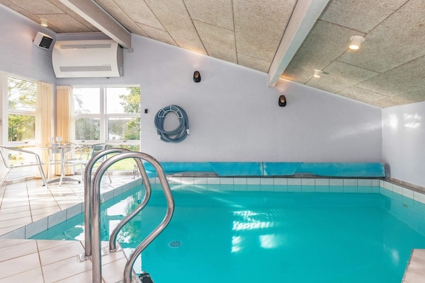 Foto van Langeland strandhuis met sauna - Vakantiehuis in Humble - Pool
