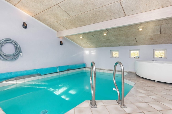Foto van Langeland strandhuis met sauna - Vakantiehuis in Humble - Pool