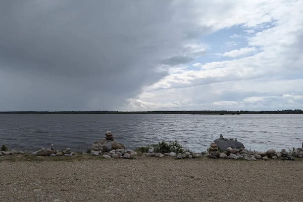 Foto van Afgelegen toevluchtsoord bij Lyngbo Heide - Vakantiehuis in Henne - WaterView