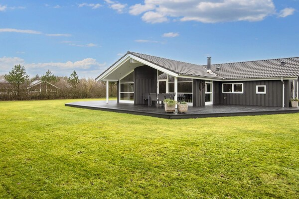 Foto van Luxe retraite met spa -- By Traum Ferienwohnungen - Vakantiehuis in Hemmet - View