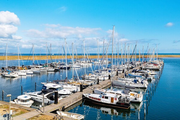 Foto van Modern vakantieappartement direct aan zee - Vakantiehuis in Wendtorf - WaterView
