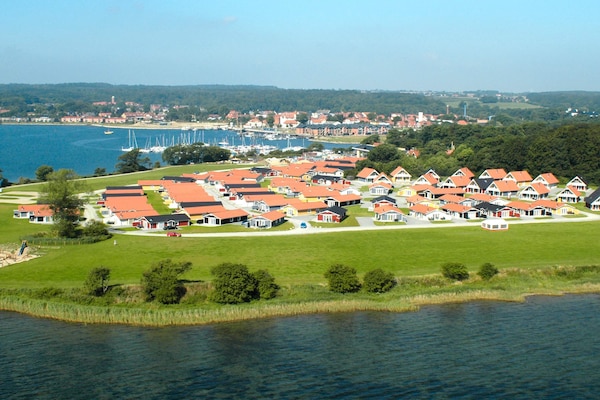 Foto van 6 persoons vakantie huis op een vakantie park in Gråsten - Outdoor