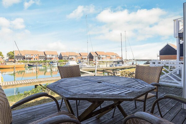 Foto van 6 persoons vakantie huis op een vakantie park in Borre - WaterView