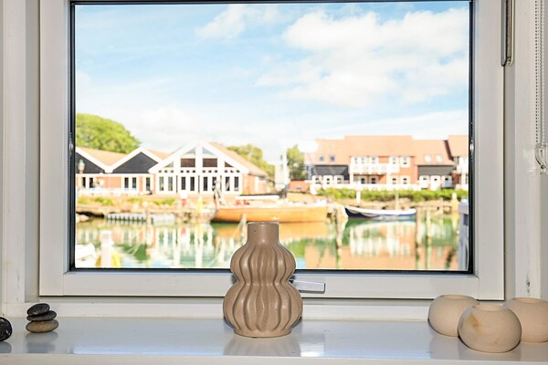 Foto van 6 persoons vakantie huis op een vakantie park in Borre - WaterView