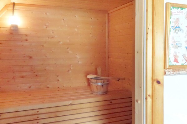 Foto van 6 persoons vakantie huis in EIDSVÅG-By Traum - Vakantiehuis in Eidsvåg - Sauna