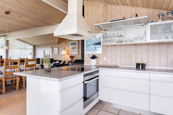 Foto van Luxe strandhuis met spa - Vakantiehuis in Hjørring - Indoor