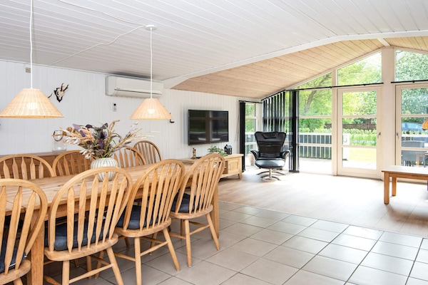 Foto van Luxe retraite bij fjord -- By Traum Ferienwohnungen - Indoor