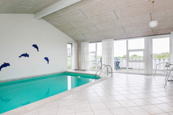 Foto van 12 persoons vakantie huis in Hjørring - Vakantiehuis in Hjørring - Pool