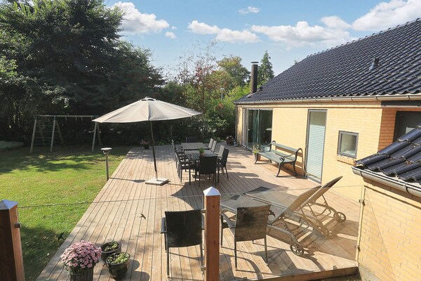 Foto van 10 persoons vakantie huis in Væggerløse-By Traum - View