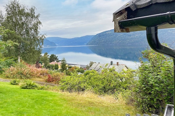 Foto van 6 persoons vakantie huis in Utvik - Vakantiehuis in Utvik - Outdoor