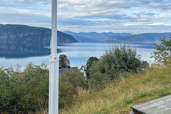 Foto van 6 persoons vakantie huis in Utvik - Vakantiehuis in Utvik - Outdoor