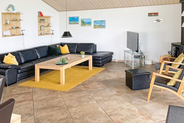 Foto van Modern Strandhuis -- By Traum Ferienwohnungen - Vakantiehuis in Hadsund - Indoor