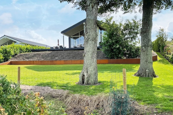 Foto van Modern Strandhuis -- By Traum Ferienwohnungen - Vakantiehuis in Hadsund - Outdoor