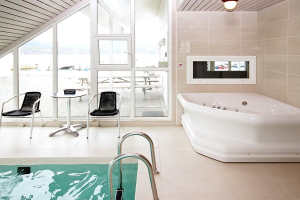 Foto van 12 persoons vakantie huis in Jelsa - Vakantiehuis in Jelsa - Spa