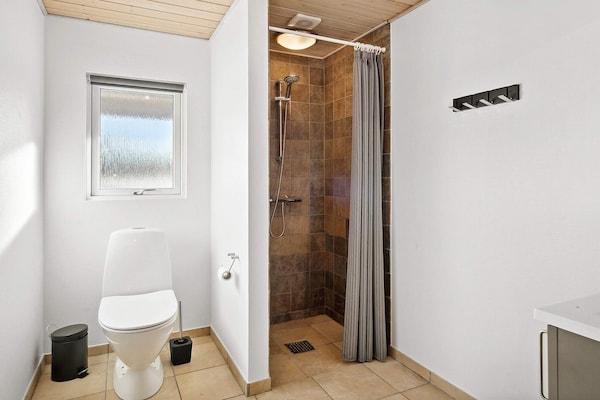 Foto van Luxe zwembad retraite bij zee -- By Traum Ferienwohnungen - Indoor