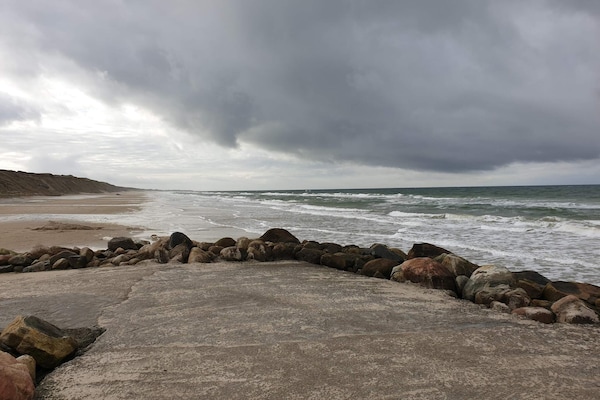 Foto van Luxe zwembad retraite -- By Traum Ferienwohnungen - Vakantiehuis in Løkken - WaterView