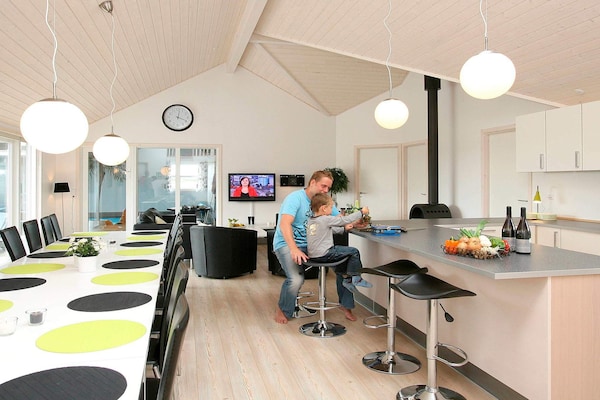 Foto van Luxe zwembad retraite -- By Traum Ferienwohnungen - Vakantiehuis in Løkken - Indoor