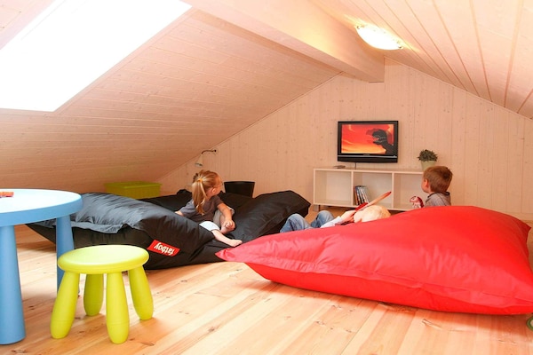Foto van Luxe zwembad retraite -- By Traum Ferienwohnungen - Vakantiehuis in Løkken - Indoor