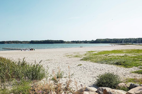 Foto van 6 persoons vakantie huis op een vakantie park in Hejls - WaterView
