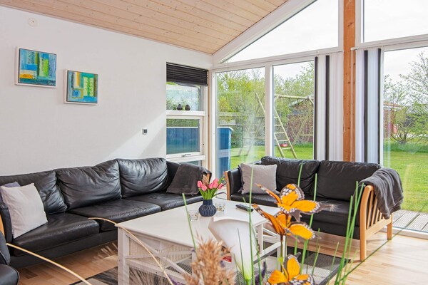 Foto van Luxe retraite met spa -- By Traum Ferienwohnungen - Vakantiehuis in Hemmet - Indoor