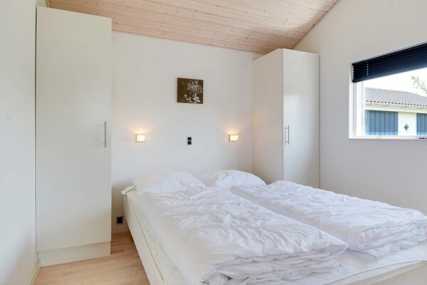 Foto van Luxe retraite met spa -- By Traum Ferienwohnungen - Vakantiehuis in Hemmet - Indoor