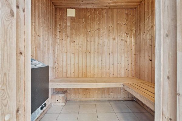 Foto van Luxe strandhuis -- By Traum Ferienwohnungen - Vakantiehuis in Bagenkop - Sauna
