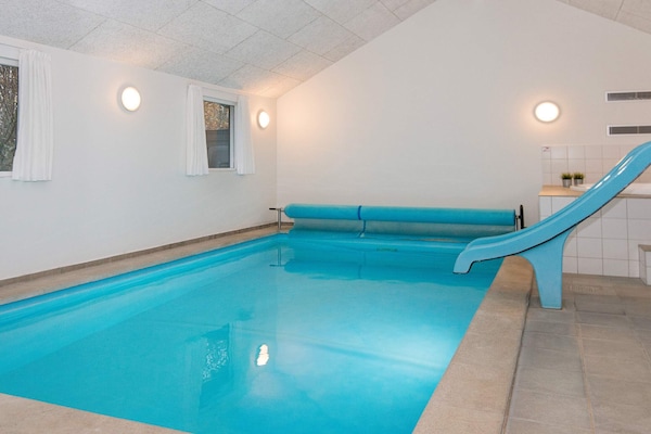 Foto van Luxe vakantieverblijf met zwembad - Vakantiehuis in Ebeltoft - Pool