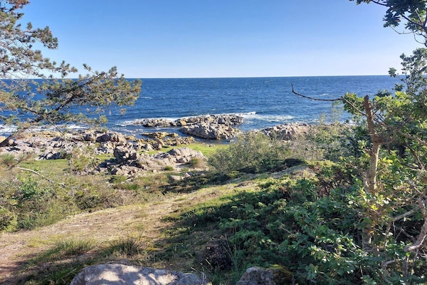 Foto van Idyllisch huisje in Allinge - Vakantiehuis in Allinge - WaterView