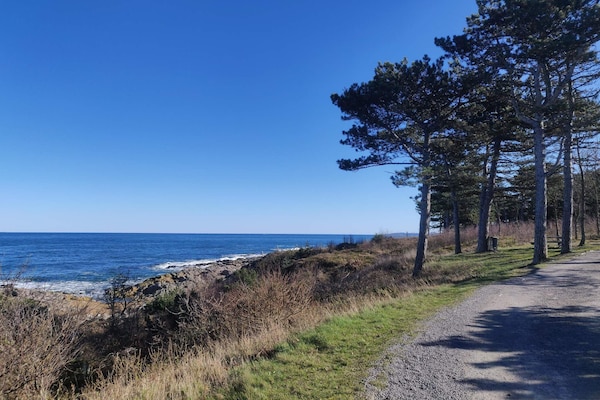 Foto van Idyllisch huisje in Allinge - Vakantiehuis in Allinge - WaterView