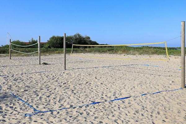 Foto van 6 persoons vakantie huis op een vakantie park in Sæby - View