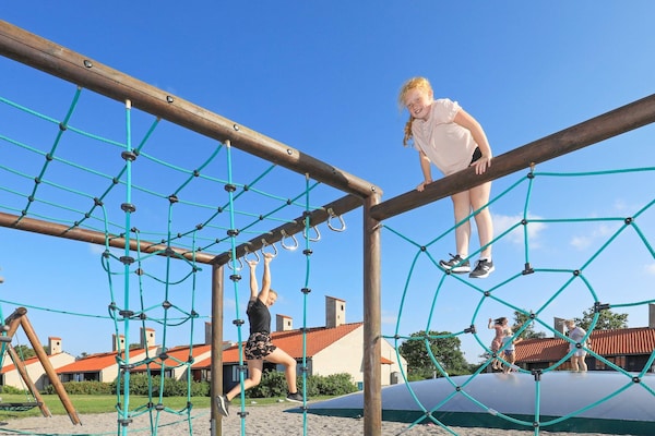 Foto van 6 persoons vakantie huis op een vakantie park in Sæby - View