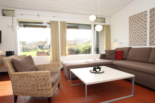 Foto van 6 persoons vakantie huis op een vakantie park in Sæby - Indoor