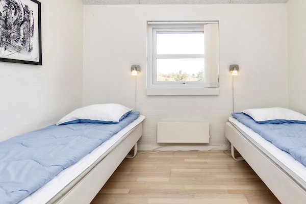 Foto van Luxe retraite Tranum Strand -- By Traum Ferienwohnungen - Indoor