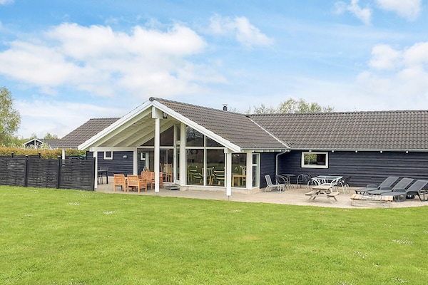 Foto van 12 persoons vakantie huis in Idestrup-By Traum - Vakantiehuis in Idestrup - View