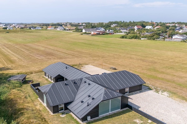 Foto van Luxe vakantieverblijf in Vorupor - Vakantiehuis in Snedsted - Outdoor