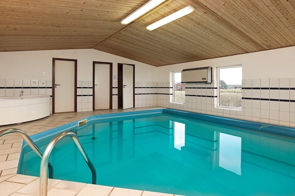 Foto van 10 persoons vakantie huis in Harboøre-By Traum - Vakantiehuis in Harboøre - Pool