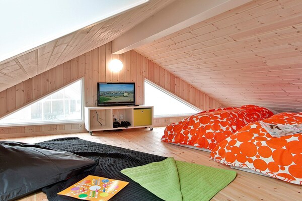 Foto van Luxe vakantieverblijf met zwembad - Vakantiehuis in Tisvildeleje - Indoor